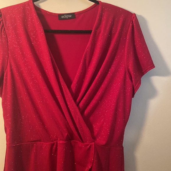 Red top - Picture 2 of 4